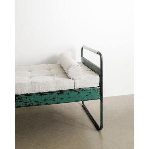 Vintage French Fabert Aluminium Daybed in Green by Jean Prouvé, 1950s For Sale - Image 3 of 10