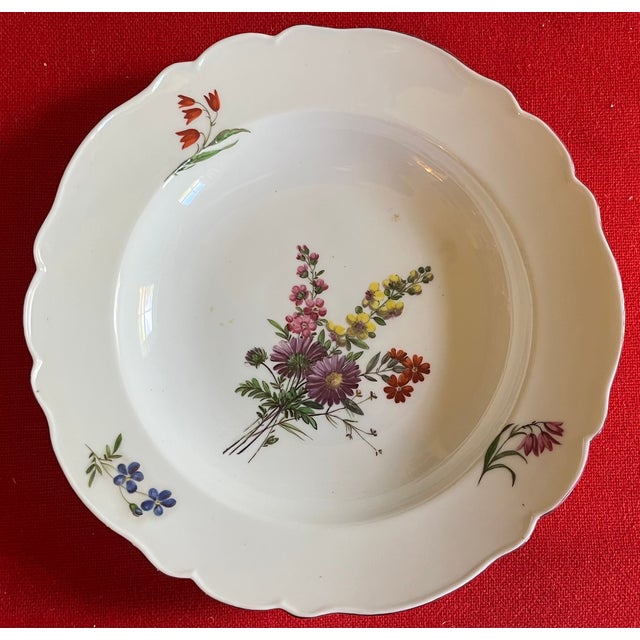 Richard Ginori Antique Early 19th Century Italian Ginori a Doccia Porcelain Soup Bowls With Flower Decoration Circa 1815 - Set of 6 For Sale - Image 4 of 16