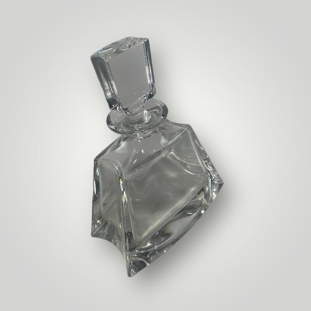 1970s Geometric Shannon Crystal Decanter With a Faceted Stopper For Sale - Image 11 of 12