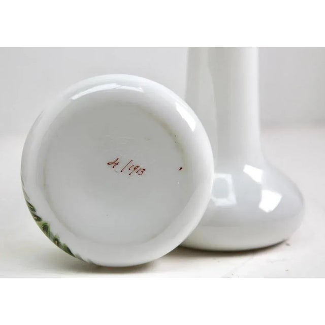 Art Nouveau Hand-Painted Opaline Glass Vases, France, 1920s, Set of 2 For Sale - Image 4 of 10