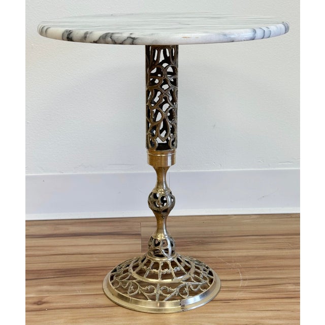 French Vintage French Style Round Marble Top Brass Filigree Table For Sale - Image 3 of 10