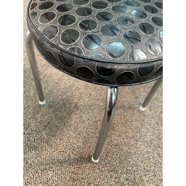Mid 20th Century Pearl Wick Vinyl Stool With Chrome Legs For Sale In New York - Image 6 of 8