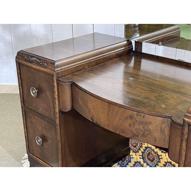 Art Deco English Dressing Table in Walnut, 1930s For Sale - Image 17 of 18