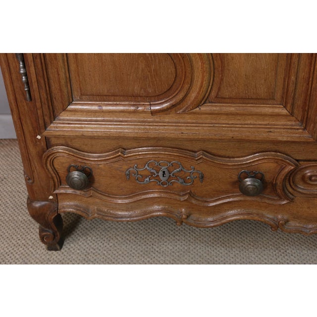 18th Century Wardrobe in Oak For Sale - Image 13 of 14