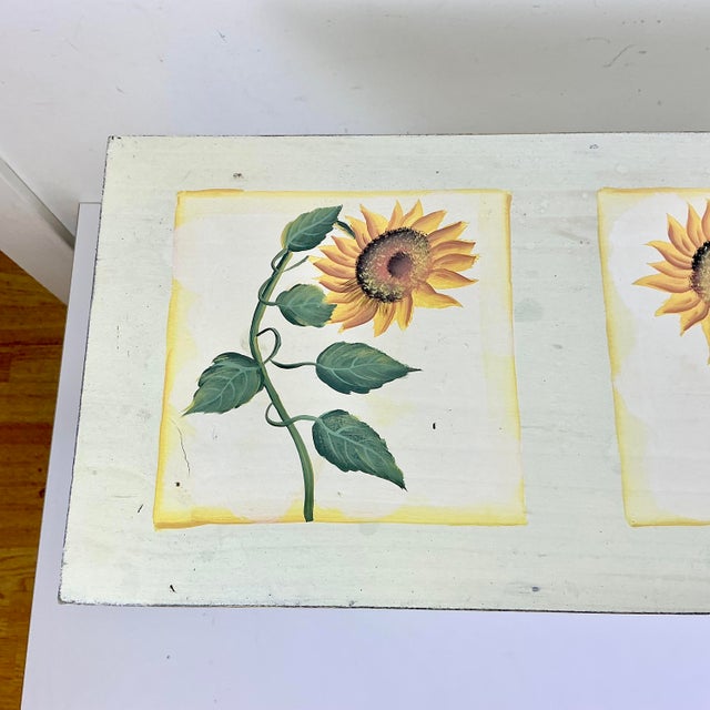 Farmhouse 1970s Vintage Arts & Crafts Farmhouse Sunflower Folk Art Painted Pine Bench. For Sale - Image 3 of 18