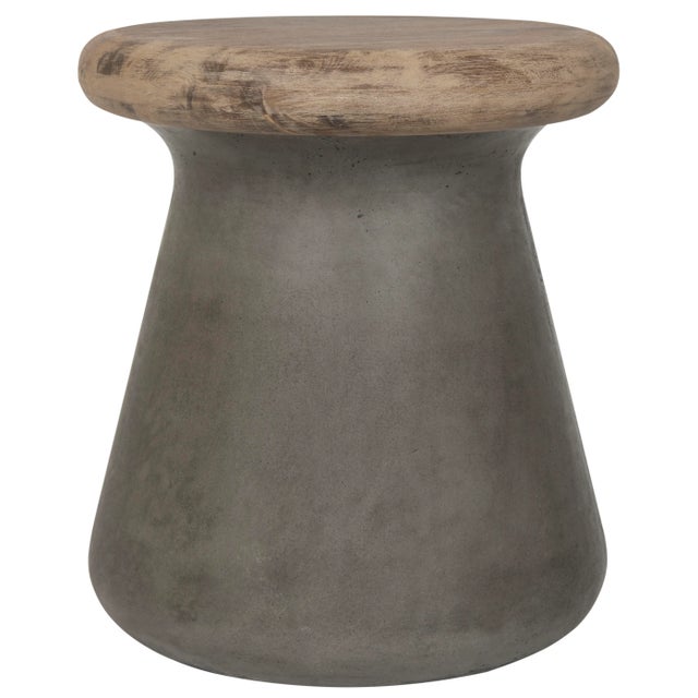 2020s In & Outdoor Accent Table in Dark Grey For Sale - Image 5 of 5