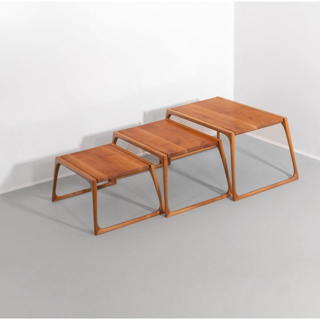 1970s Sculptural Maple Nest of Three Tables, 1970s, Set of 3 For Sale - Image 5 of 16