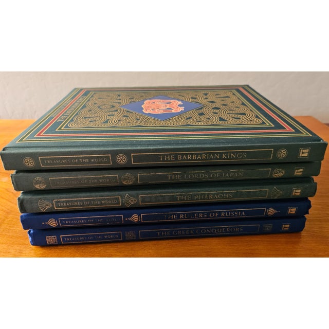 Illustration 1982 Treasures of the World Significant Cultures Art History 16 Volume Set For Sale - Image 3 of 10