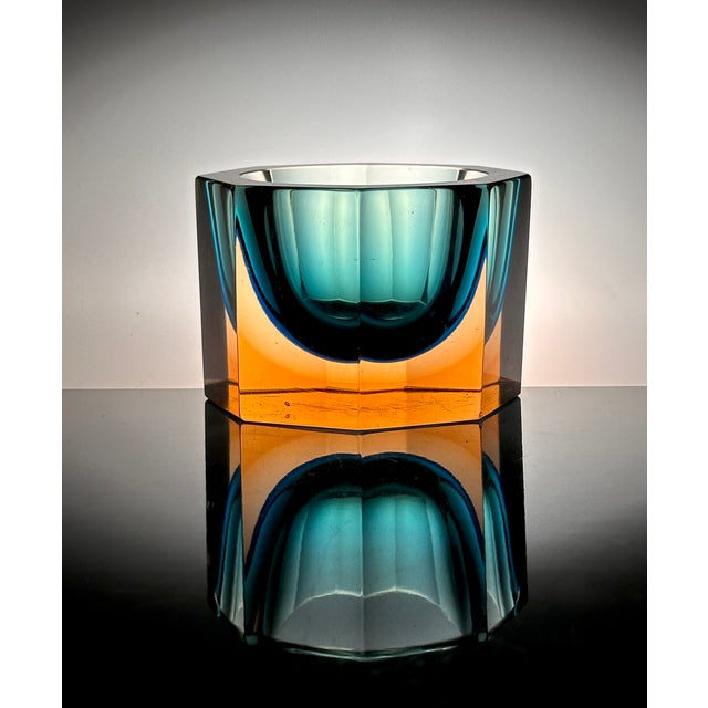 Faceted Murano Glass Art Bowl by Flavio Poli for Seguso Verti d'Arte, 1960s For Sale - Image 7 of 18