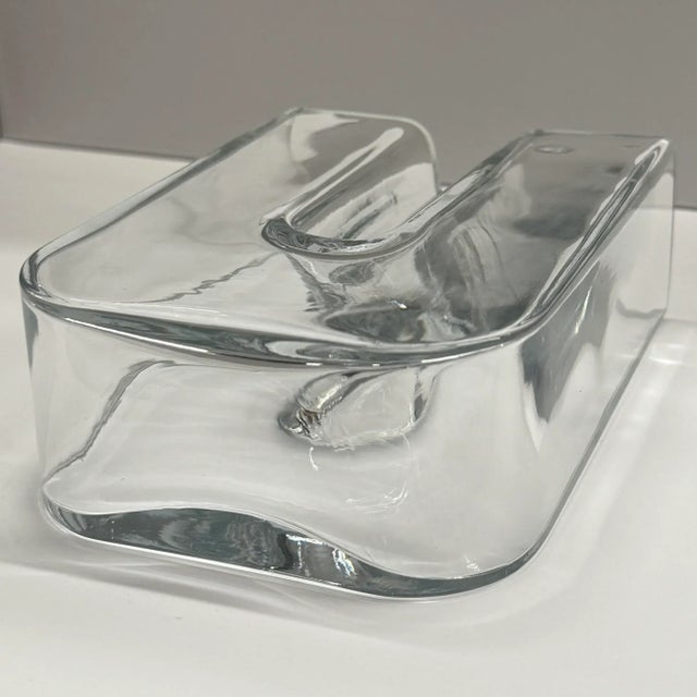 1970s Bertil Vallien for Kosta Boda Scandinavian Modernist U-Shaped Glass Vase For Sale - Image 9 of 12