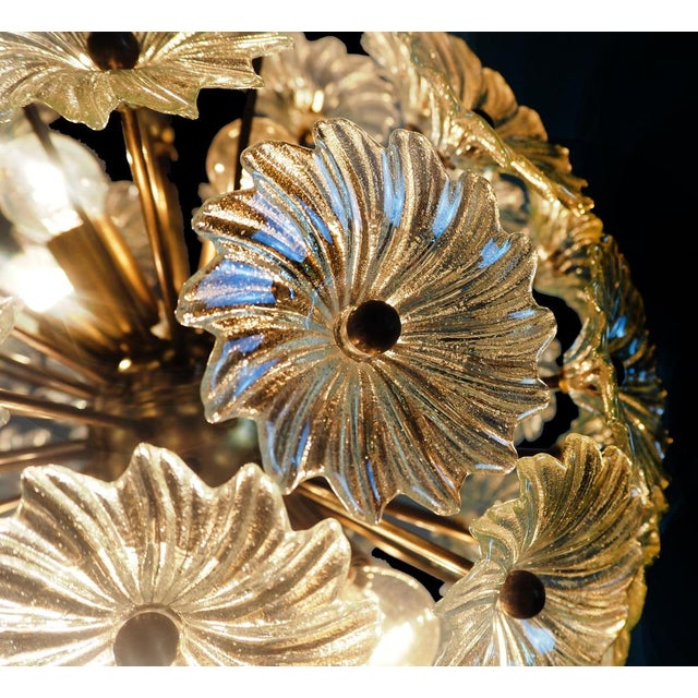 Vintage Sputnik Italian Crystal Chandeliers 51 Daisy Clear Glasses, 1980s, Set of 2 For Sale - Image 3 of 15