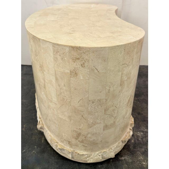 Postmodern 1980s Postmodern Tessellated Mactan Stone Kidney/Bean-Shaped Coffee Table For Sale - Image 3 of 7