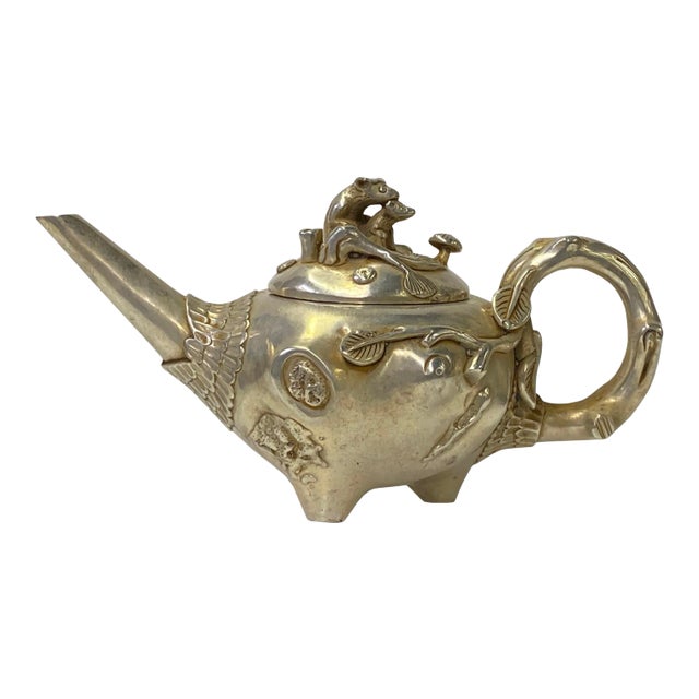 Chinese Handmade Metal Silver Color Jar Shape Teapot Display For Sale