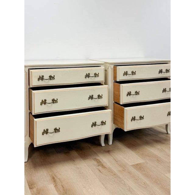 Vintage Pair of Chests French Provincial White 3 Drawer Cabriole Leg Nightstands For Sale - Image 16 of 18