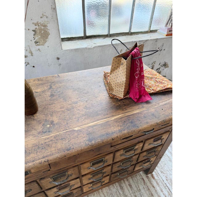 Multi-Drawer Workbench in Oak, 1950s For Sale - Image 17 of 18