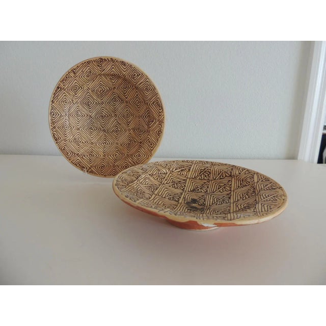 Moroccan Round Brown and Tan Graphic Pattern Moroccan Plates - Set of 2 For Sale - Image 3 of 6