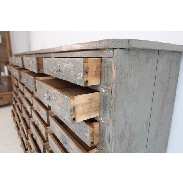 Large Original Painted Pine Workshop Drawer Cabinet, 1920s For Sale - Image 10 of 18