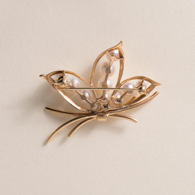 Vintage Mikimoto Akoya Pearl Lotus Floral Brooch 14k Gold For Sale - Image 4 of 6