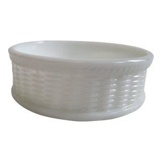 1950s Small Woven Milk Glass Bowl or Soap Dish For Sale