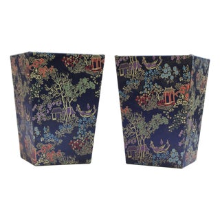 Vintage Navy Blue Chinoiserie Brocade Square Cachepot Planter – Set of 2 Oriental Silk Waste Bins For Sale
