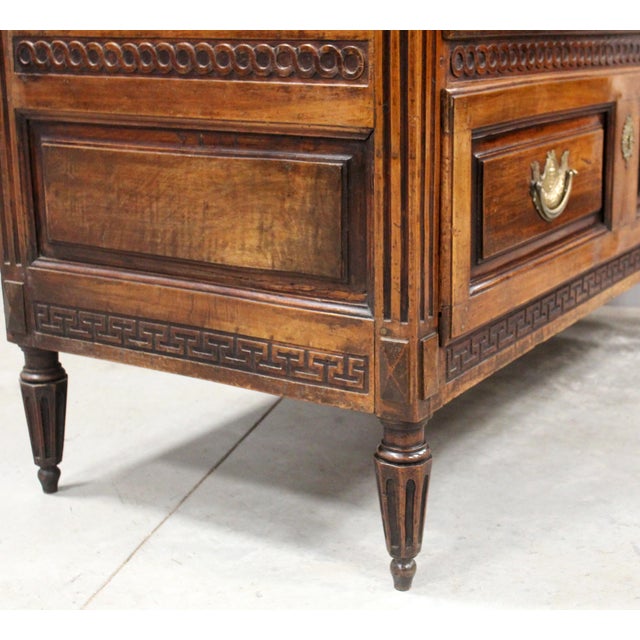 18th Century Italian Louis XVI Chest of Drawers in Walnut For Sale - Image 11 of 14