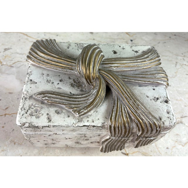 Mid-Century Vintage Hollywood Regency Inspired Plaster Trinket Box For Sale - Image 9 of 10