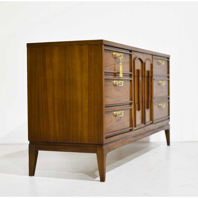 Wood 1960s Mid Century Modern Walnut Dresser by United Furniture For Sale - Image 7 of 15