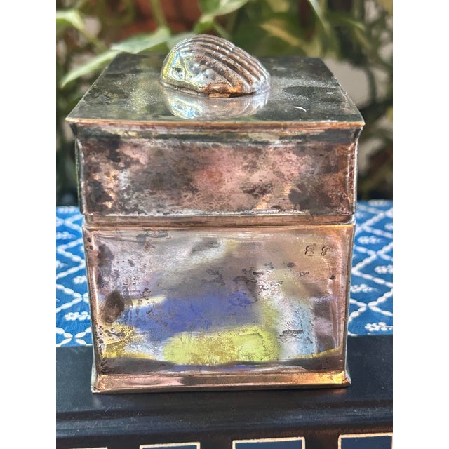 Mid 20th Century Vintage Silverplate Over Copper Trinket Box With Scallop Shell Finial For Sale - Image 5 of 7