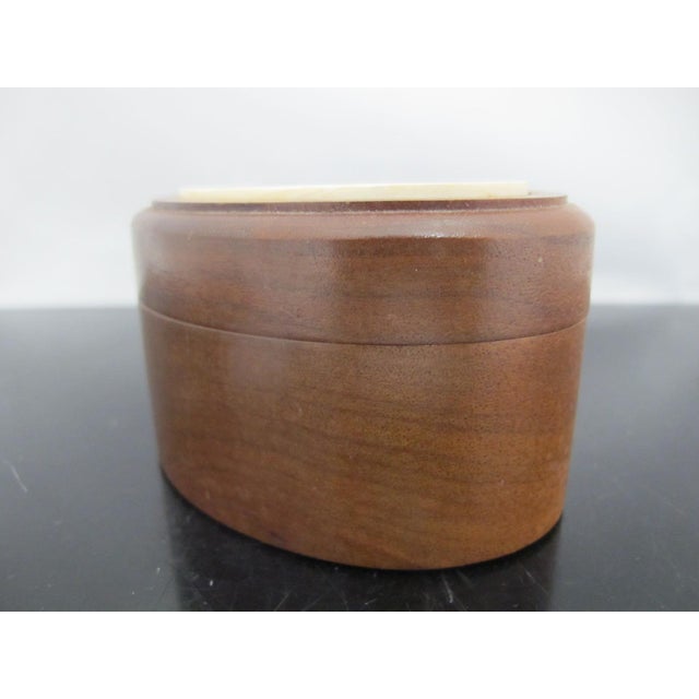 Small Japanese Oval Wood Box With Etched Bone Samurai Warrior For Sale In Portland, OR - Image 6 of 9