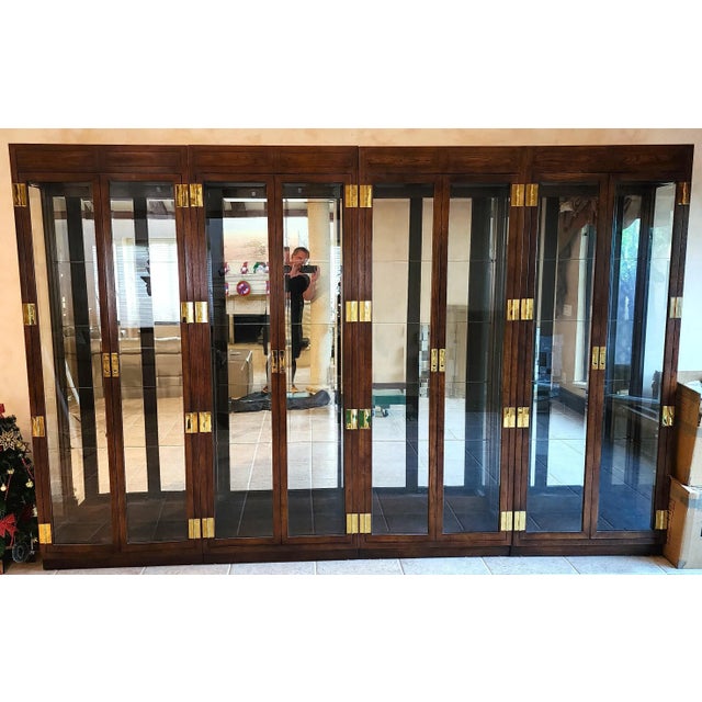 Henredon Display Cabinets Vitrines Etageres Scene One Campaign - Set of 4 For Sale - Image 9 of 10