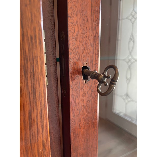 1990s Mario Buatta for John Widdicomb Breakfront/China Cabinet For Sale - Image 10 of 12