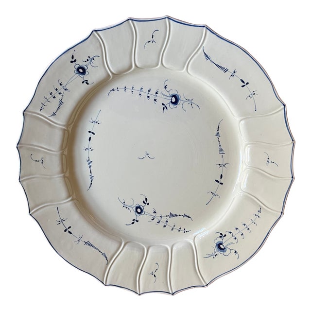 Large Antique 18th Century French Porcelain Round Charger Platter in Chantilly Blue Sprig For Sale