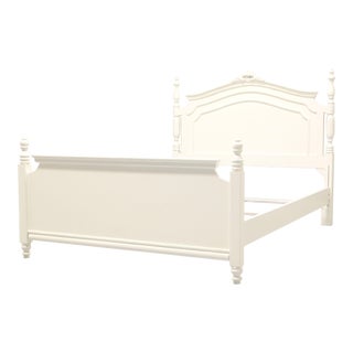 Traditional Style White Painted Full Size Low Post Bed - B For Sale