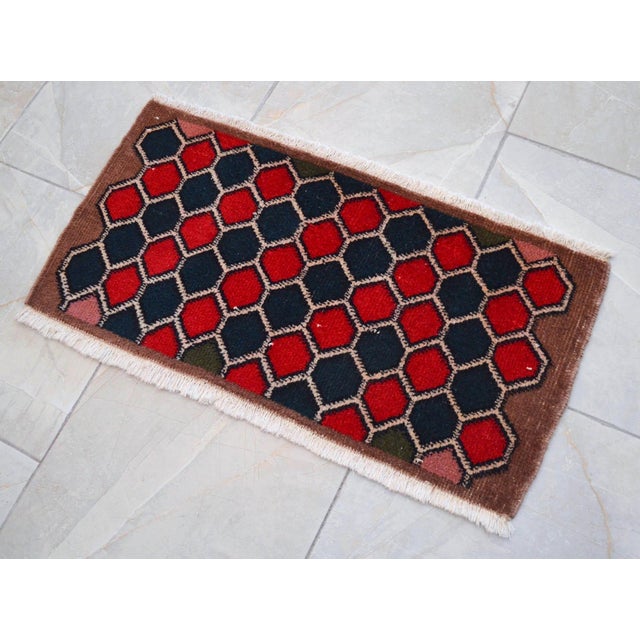 1970s Hand Knotted Small Rug, Entryway Rug, Bath Mat, Kitchen Decor, Turkish Rug, Doormat 1'4" X 2'8" For Sale - Image 13 of 16