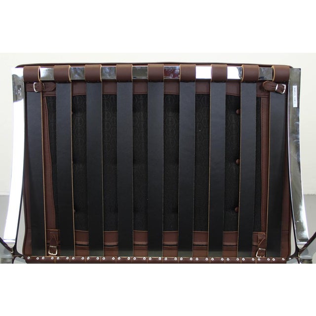 Barcelona Chair in Brown Leather by Ludwig Mies Van Der Rohe for Knoll International For Sale - Image 6 of 11