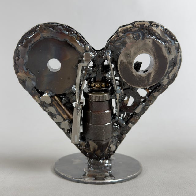 Modern Simon Saronni, Heart Sculpture, 2025, Recycled Art Metal For Sale - Image 3 of 15