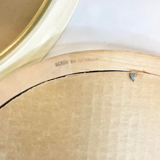 Cream 1950s Vintage Hollywood Regency German Oval Wall Picture Frames - A Pair. For Sale - Image 8 of 8
