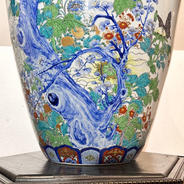 Meiji Imari Porcelain Vase with Kachō Fūgetsu, Japan, 1880s For Sale - Image 18 of 18
