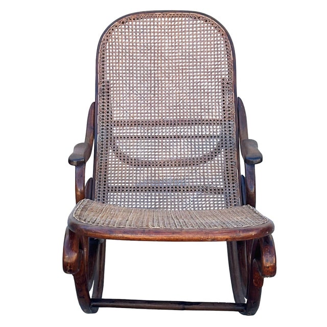 Late 19th Century Late 19th Century Vienna Secession Bent Oak & Cane Chaise Lounge Rocker No.7500 Attributed to Gebrüder Thonet For Sale - Image 5 of 6