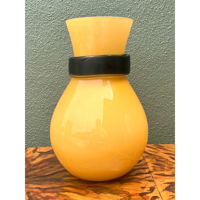 Saffron Vintage Italian Simon Moore for Salviati “Fasciati” Vase For Sale - Image 8 of 12