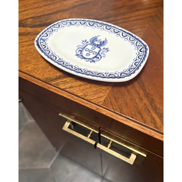 Rustic European Vintage Brasao Blue and White Hand Painted Coat of Arms Catchall For Sale - Image 3 of 9