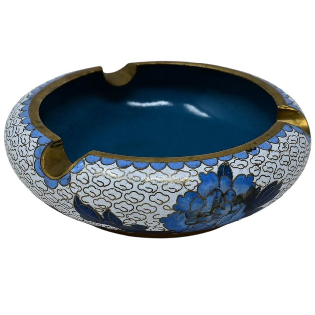 The Collection This curated trio of mid-century Chinese cloisonné dishes represents the "Revival Period" of the renowned...