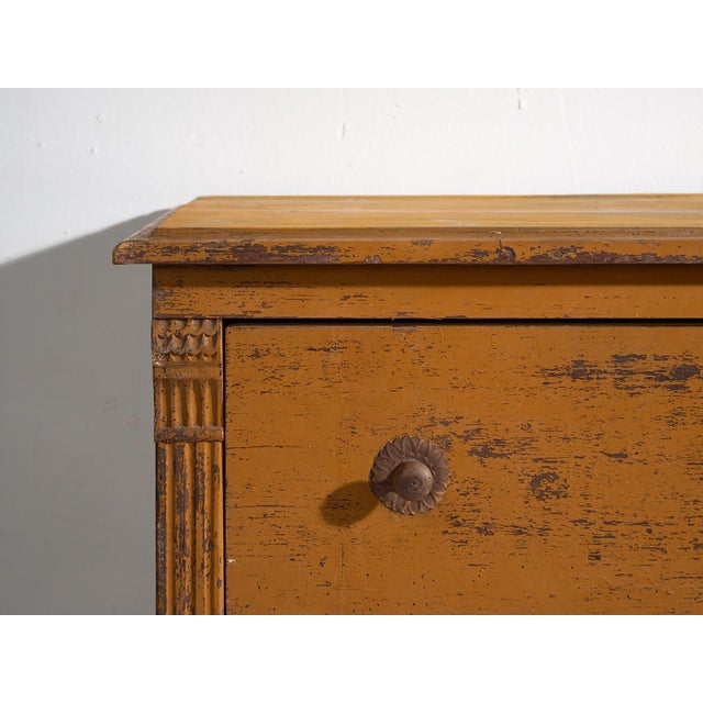 1920s Vintage Chest of Drawers in Pine, 1920 For Sale - Image 5 of 11