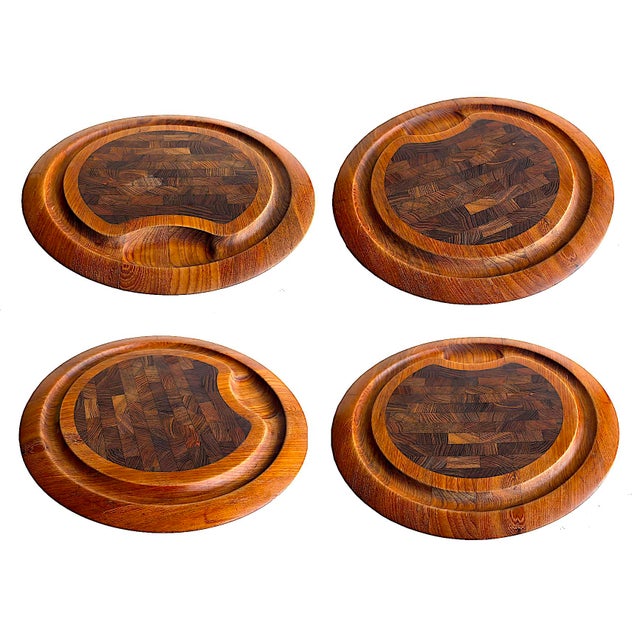 Mid 20th Century Danish Teak Round Carving/Charcuterie Board, Designed by Jens Quistgaard for Dansk For Sale In Miami - Image 6 of 14