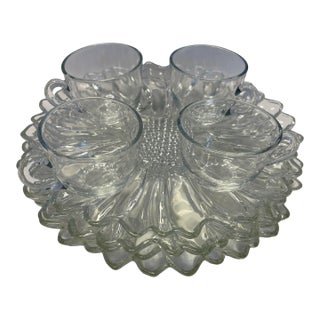 Mid-Century Pressed Glass Daisy Snack Set | Four Plates With Four Cups Mid-Century Modern / Hollywood Regency For Sale