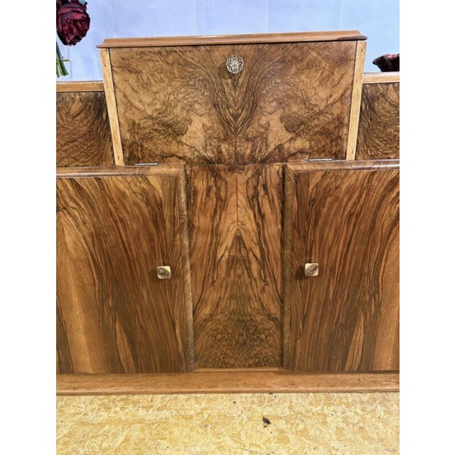 Art Deco English Burr Walnut Cocktail Bar Cabinet, 1930s For Sale - Image 9 of 15