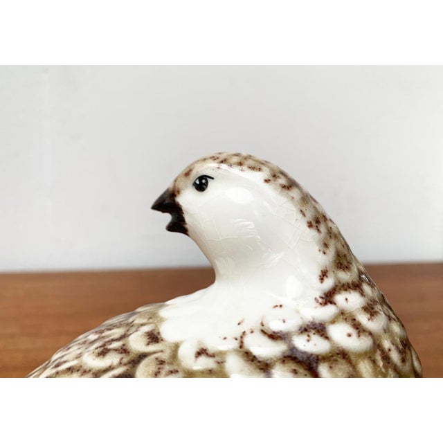 Vintage Porcelain Quail Bird Figurine by B. Jackson, in Very Good conditions. Designed 1970 to 1979