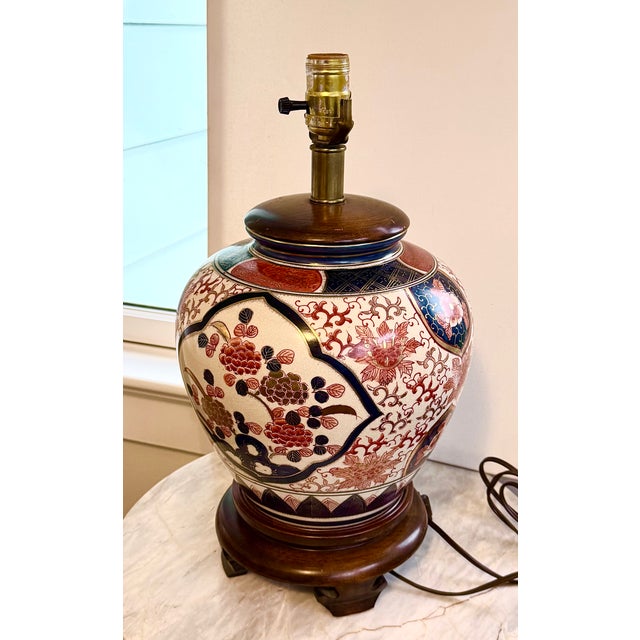 Chinoiserie Frederick Cooper Imari Style Lamp For Sale - Image 3 of 11