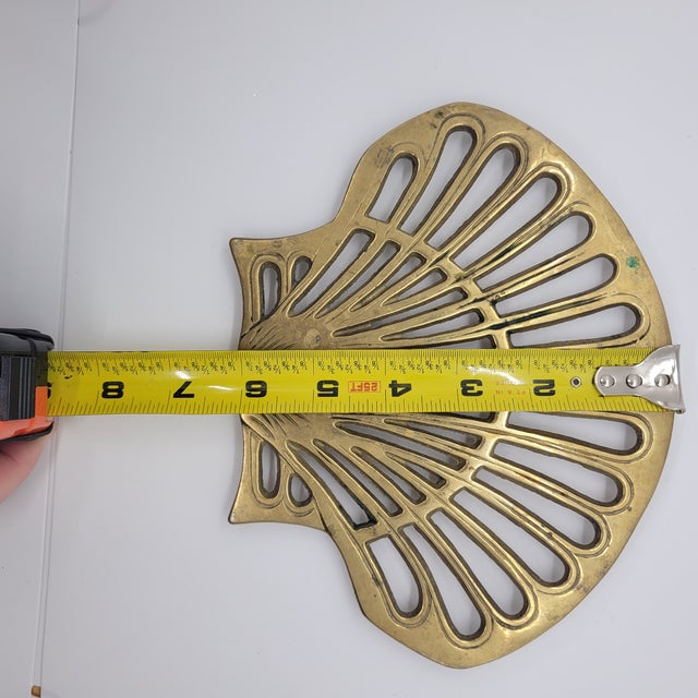 Mid 20th Century Vintage Solid Brass Seashell Trivet Scalloped Shell Nautical Coastal Decor For Sale - Image 5 of 7