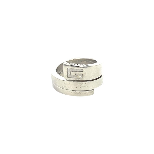 Authentic Gucci Estate Ring Size 5 Sterling Silver 13.5 mm height G30 This elegant Authentic Gucci ring is made of...